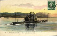 VINTAGE POSTCARD Boat War Tuna Submarine