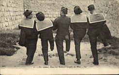 VINTAGE POSTCARD Boat In the Marine paths of sea