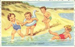 CPA Fantaisie Enfants a la plage