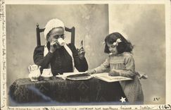 CPA Fantaisie Enfant et grand mere