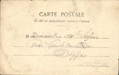 CPA Fantaisie Enfant La petite mendiante