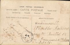 CPA Fantaisie Femme Joyeuses Paques lapin