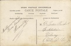 CPA Fantaisie Femme Capucines Renee Desprez