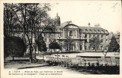VINTAGE POSTCARD Caen Town hall Which contains the Museum of painting and sculpture Place Republic