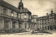 VINTAGE POSTCARD Caen L Town hall Old College of Eudistes interior court