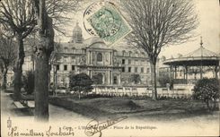 VINTAGE POSTCARD Caen L Town hall Places Republic