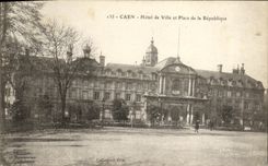 VINTAGE POSTCARD Caen Town hall and Place of the Republic