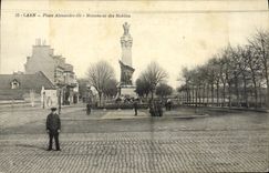VINTAGE POSTCARD Caen Places Alexandre III Monument of the Mobiles