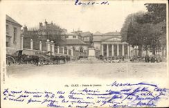 VINTAGE POSTCARD Caen the Law courts Goes to the Cochons horses