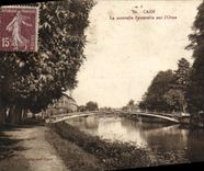 VINTAGE POSTCARD Caen the New Footbridge on L Decorates