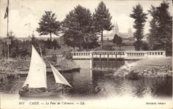 VINTAGE POSTCARD Caen the Bridge L Ring Boat