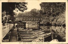 VINTAGE POSTCARD Caen the Footbridge on L Decorates Boats