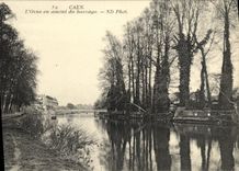 VINTAGE POSTCARD Caen L Decorates Stopping upstream