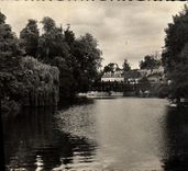 POSTAL MODERNA Caen que una esquina de los bancos de L adorna