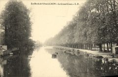 La POSTAL Caen de la VENDIMIA los bordes L adorna el gran curso