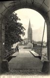 Saint Pierre de la iglesia de Caen de la POSTAL de la VENDIMIA visto del castillo