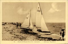 VINTAGE POSTCARD Franceville Beach the Beach Boats
