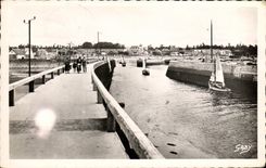 MODERN CARD Grandcamp les Bains L entered of the Port