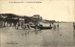 VINTAGE POSTCARD the Home on Sea the Re entry of the Bathers