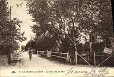 VINTAGE POSTCARD the Home on Sea the Street of the Sea