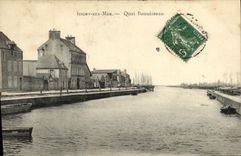 VINTAGE POSTCARD Isigny On Sea Bounisseau Quay