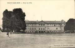 VINTAGE POSTCARD Isgny On Sea Town hall