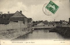 VINTAGE POSTCARD Isigny On Sea Quay of Hogues