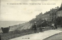 VINTAGE POSTCARD Langrune On Sea an Aspect of the Beach With Far Boats from sin