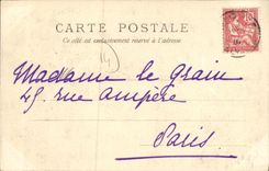 VINTAGE POSTCARD Lion sur Mer the Beach Boat