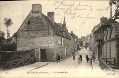 VINTAGE POSTCARD Mezidon Main street