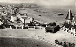 MODERN CARD Arromanches Winston Port View tank