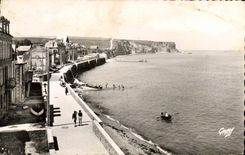CPM Arromanches La Digue a Maree Haute