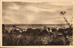 VINTAGE POSTCARD Arromanches les Bains the Port of the Release View on the Port of disembarkation