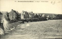 VINTAGE POSTCARD Arromanches les Bains the Dam Spring tide