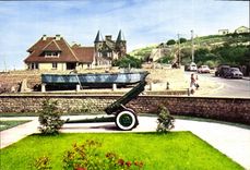CPM Arromanches Peniche et Canon de Debarquement Militaria