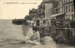 POSTAL Arromanches de la VENDIMIA la presa un dia de tormenta