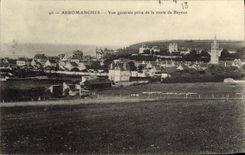 CPA Arromanches Vue Generale Prise de la Route de Bayeux
