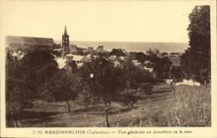 Opinion de Arromanches de la POSTAL de la VENDIMIA en la direccion del mar