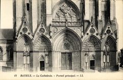 CPA Bayeux La Cathedrale Portail Principal