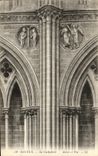 CPA Bayeux La Cathedrale Adam et Eve