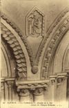CPA Bayeux La Cathedrale Arcades de la Nef datant de L Eqiue Romaine