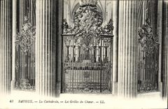 CPA Bayeux La Cathedrale Les Grilles du Choeur