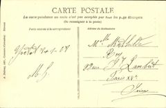 Chica joven de Bayeux de la POSTAL de la VENDIMIA en de los casquillos del traje del folklore de Normandia