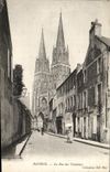 CPA Bayeux La Rue Des Chanoines