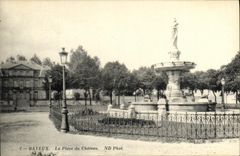 CPA Bayeux La Place du Chateau 