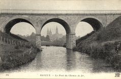 POSTAL Bayeux de la VENDIMIA el puente del ferrocarril