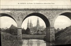 CPA Bayeux Le Viaduc La Cathedrale se Refletant Dans L Aure