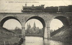 CPA Bayeux Le viaduc de l Aure et vue sur la cathedrale TRAIN