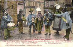 CPA La Gars de Falaise et leurs Lanternes Folklore Costume