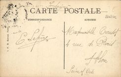 VINTAGE POSTCARD Cliff L Church Holy Trinity